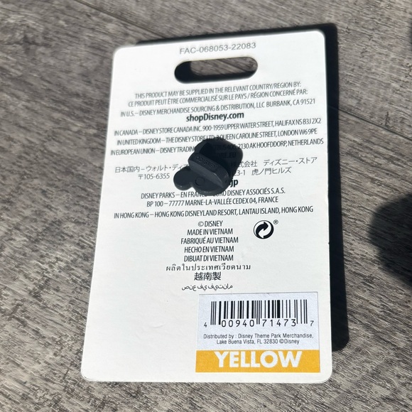 Disney Minnie Mouse Heart Pin - Pink and Black - Picture 2 of 2